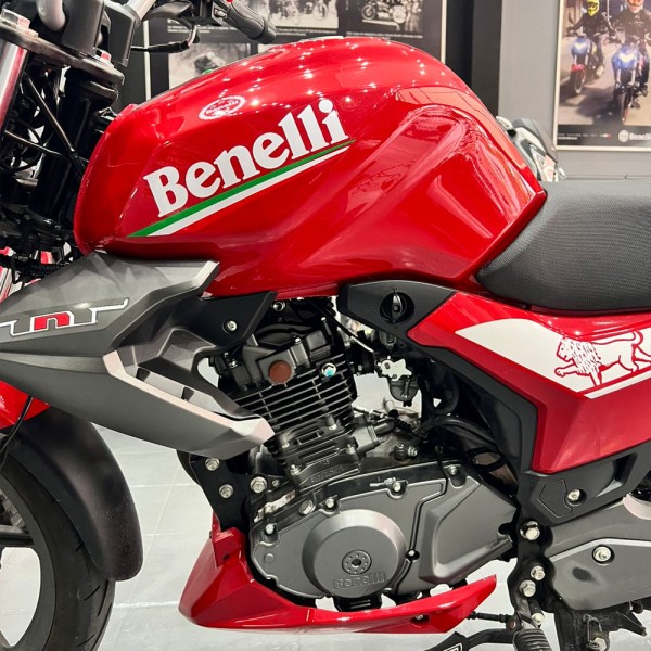 Benelli TNT 150 2021