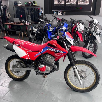 Honda Tornado 250 2022